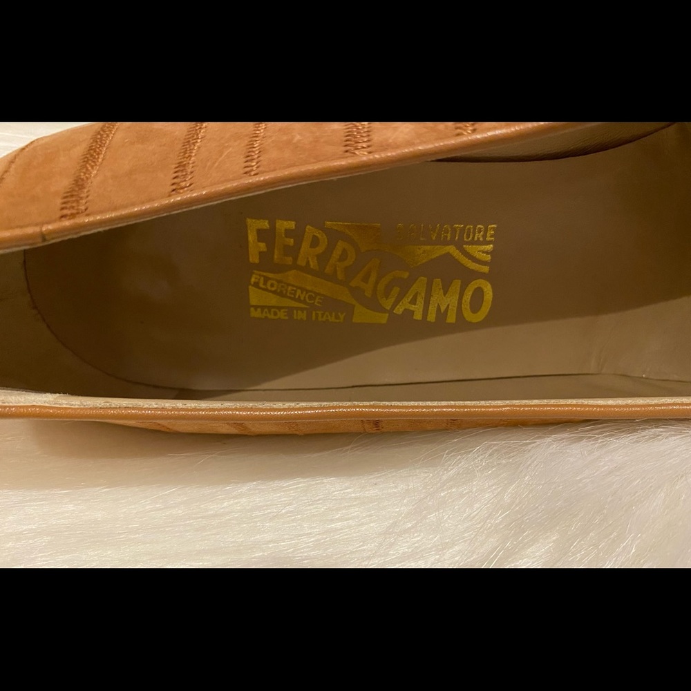 Salvatore Ferragamo Suede striped Pump Heels - Picture 6 of 9